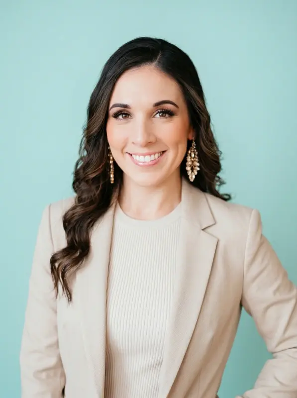 Christy, social media marketer at Coba Digital